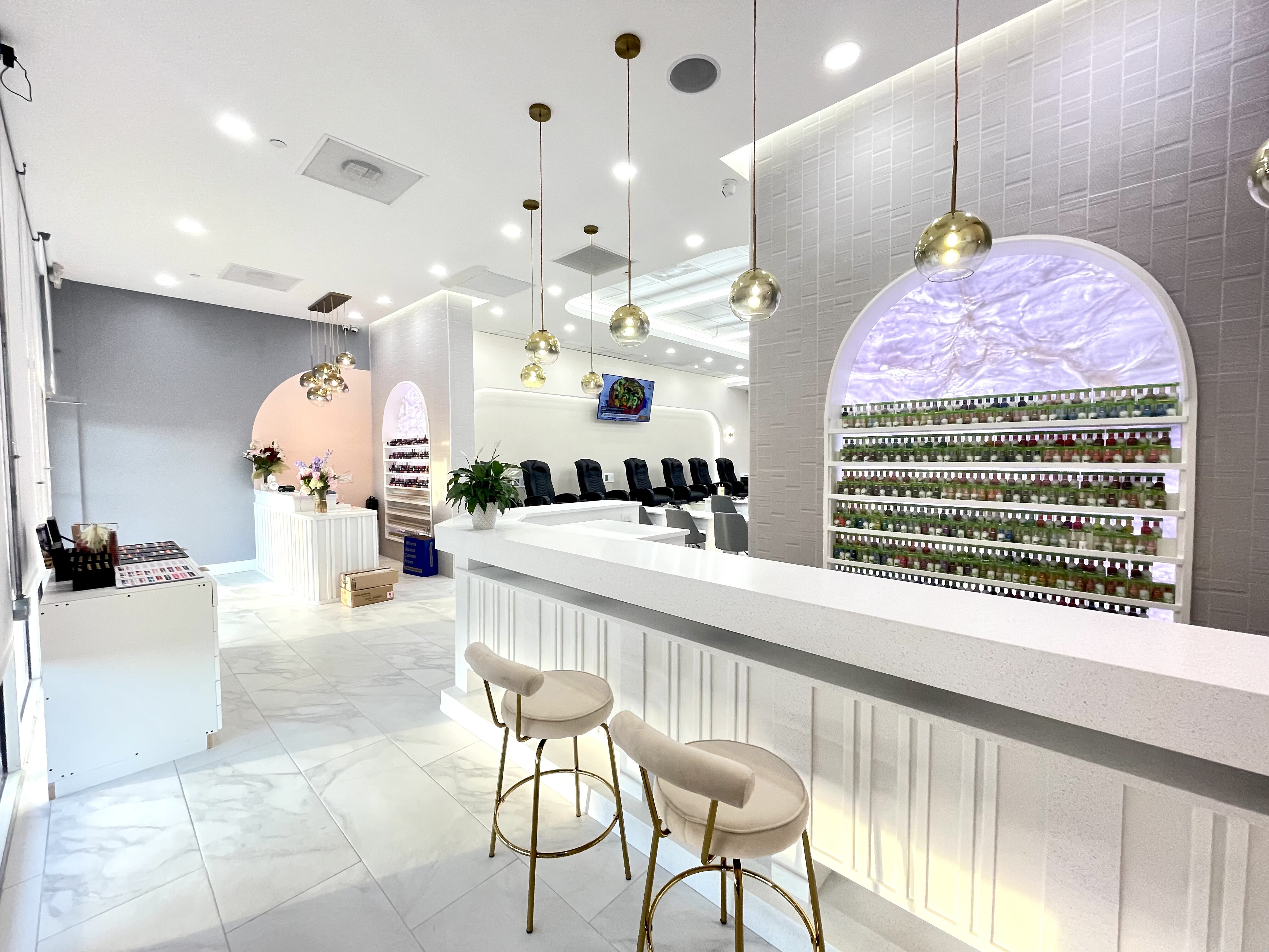 Nail salon reception